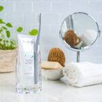 AP 24 Whitening Toothbrush - Grau/Weiß