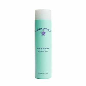 nu-skin-nutricentials-here-you-glow-exfoliating-toner-packshot-image